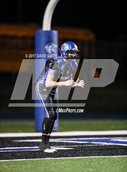 Thumbnail 1 in Harrisonville vs. Webb City photogallery.