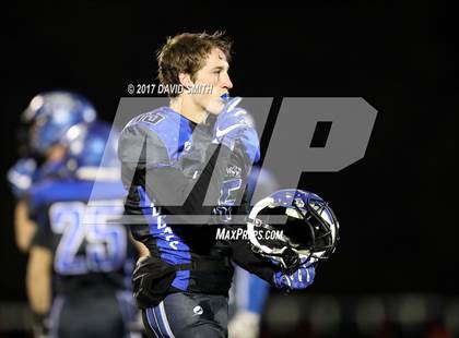 Thumbnail 3 in Harrisonville vs. Webb City photogallery.
