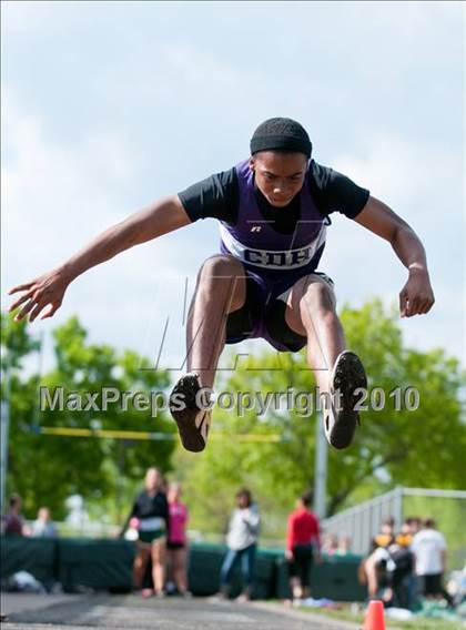 Thumbnail 1 in True Team Section 6AAA (Boys Long and Triple Jump) photogallery.
