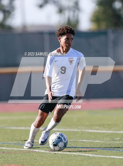 Thumbnail 3 in Taft vs Chatsworth (Royal Winter Showcase Tournament) photogallery.
