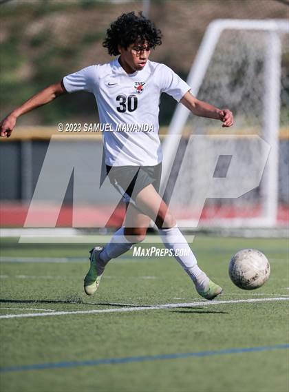 Thumbnail 2 in Taft vs Chatsworth (Royal Winter Showcase Tournament) photogallery.