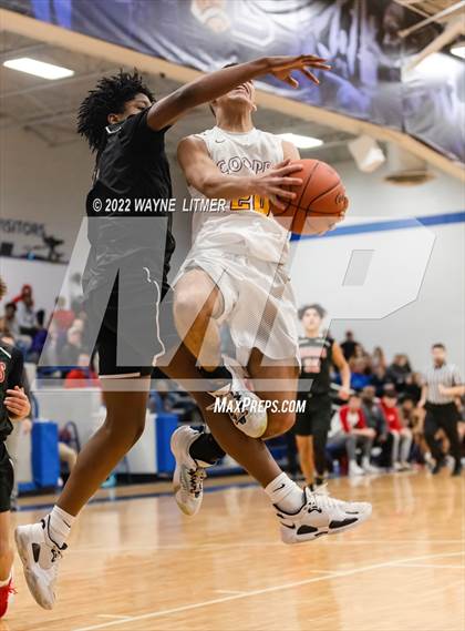 Thumbnail 3 in Newport vs Cooper (ninth region freshman tournament) photogallery.