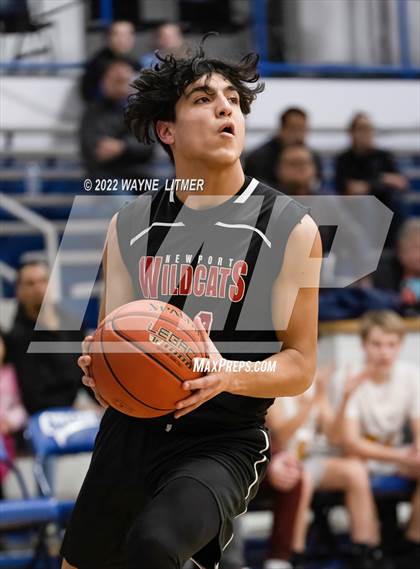 Thumbnail 1 in Newport vs Cooper (ninth region freshman tournament) photogallery.