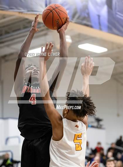 Thumbnail 3 in Newport vs Cooper (ninth region freshman tournament) photogallery.
