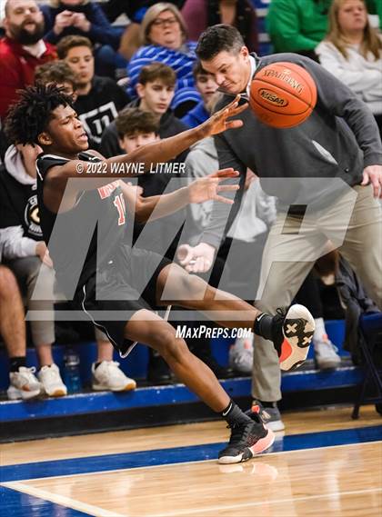 Thumbnail 1 in Newport vs Cooper (ninth region freshman tournament) photogallery.