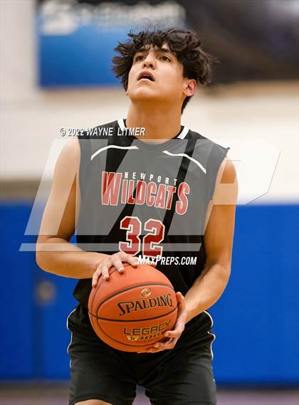 Thumbnail 1 in Newport vs Cooper (ninth region freshman tournament) photogallery.