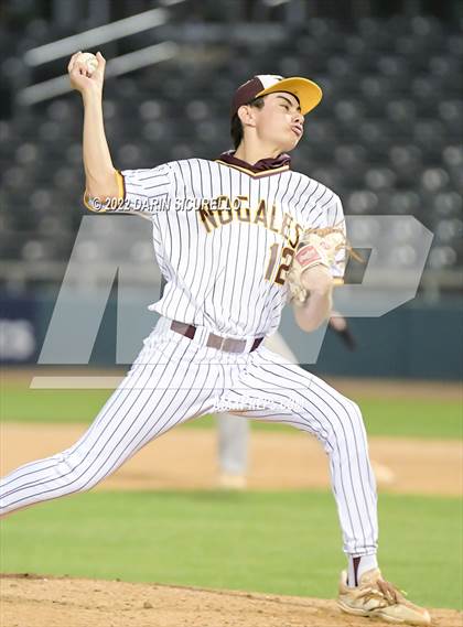 Thumbnail 2 in Desert Mountain vs Nogales (AIA 5A Semifinal A) photogallery.