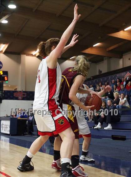 Thumbnail 1 in Carondelet vs. Northgate (CIF NCS D2 Final) photogallery.