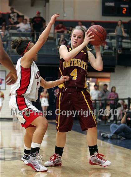 Thumbnail 2 in Carondelet vs. Northgate (CIF NCS D2 Final) photogallery.