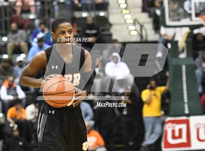 Thumbnail 2 in Orr vs. Simeon (IHSA CPS City Final) photogallery.