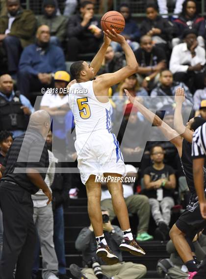 Thumbnail 1 in Orr vs. Simeon (IHSA CPS City Final) photogallery.