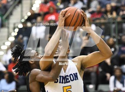 Thumbnail 2 in Orr vs. Simeon (IHSA CPS City Final) photogallery.