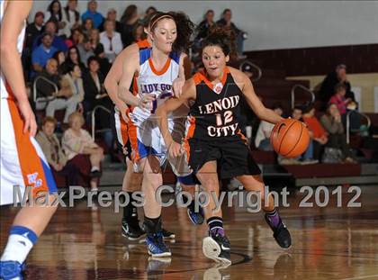 Thumbnail 2 in Lenoir City vs William Blount (4AAA Round 2 Playoff) photogallery.