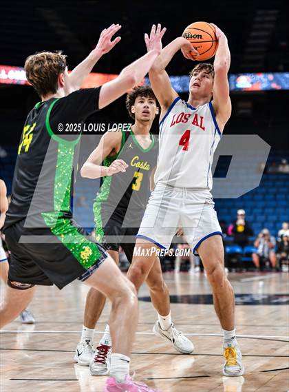 Thumbnail 3 in Los Alamitos vs. Mira Costa (CIF SS DIV 1 Championship) photogallery.