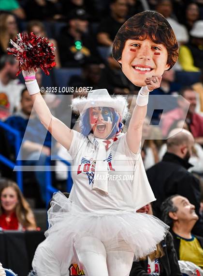 Thumbnail 3 in Los Alamitos vs. Mira Costa (CIF SS DIV 1 Championship) photogallery.