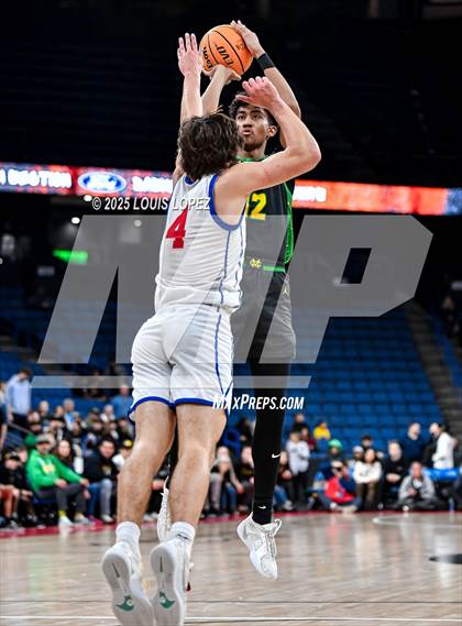 Thumbnail 2 in Los Alamitos vs. Mira Costa (CIF SS DIV 1 Championship) photogallery.