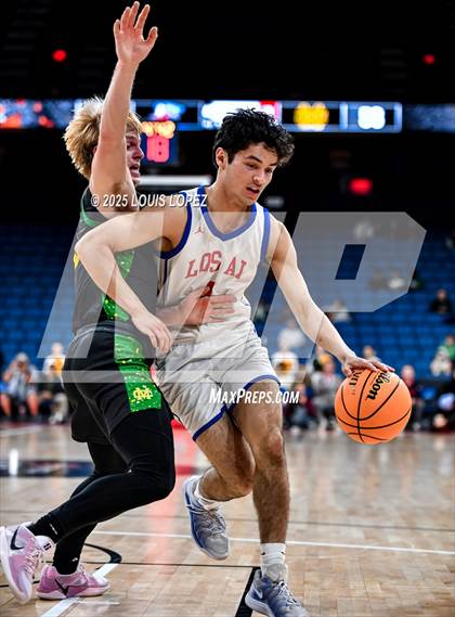 Thumbnail 3 in Los Alamitos vs. Mira Costa (CIF SS DIV 1 Championship) photogallery.