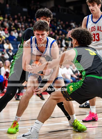 Thumbnail 2 in Los Alamitos vs. Mira Costa (CIF SS DIV 1 Championship) photogallery.