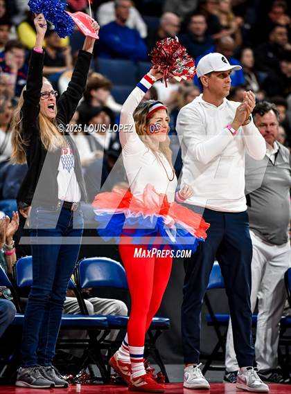 Thumbnail 3 in Los Alamitos vs. Mira Costa (CIF SS DIV 1 Championship) photogallery.