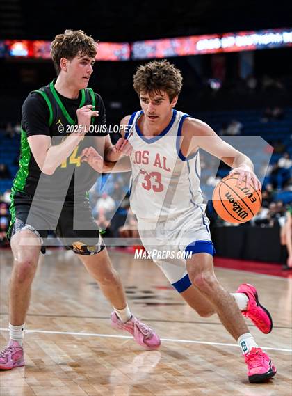 Thumbnail 2 in Los Alamitos vs. Mira Costa (CIF SS DIV 1 Championship) photogallery.