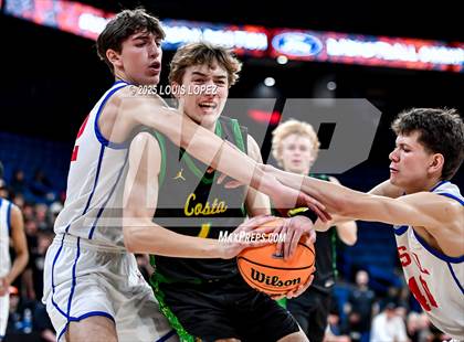 Thumbnail 3 in Los Alamitos vs. Mira Costa (CIF SS DIV 1 Championship) photogallery.