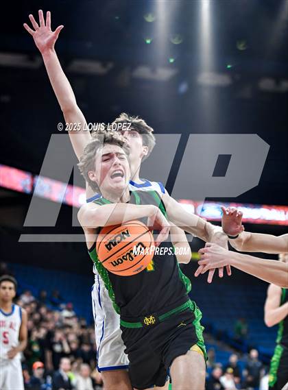 Thumbnail 1 in Los Alamitos vs. Mira Costa (CIF SS DIV 1 Championship) photogallery.