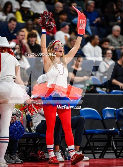 Thumbnail 3 in Los Alamitos vs. Mira Costa (CIF SS DIV 1 Championship) photogallery.