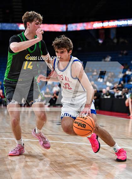 Thumbnail 3 in Los Alamitos vs. Mira Costa (CIF SS DIV 1 Championship) photogallery.