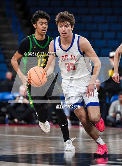 Thumbnail 3 in Los Alamitos vs. Mira Costa (CIF SS DIV 1 Championship) photogallery.