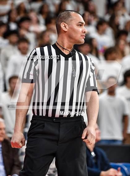 Thumbnail 2 in Los Alamitos vs. Mira Costa (CIF SS DIV 1 Championship) photogallery.