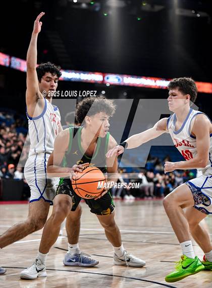 Thumbnail 3 in Los Alamitos vs. Mira Costa (CIF SS DIV 1 Championship) photogallery.