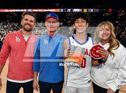 Thumbnail 3 in Los Alamitos vs. Mira Costa (CIF SS DIV 1 Championship) photogallery.