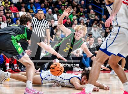 Thumbnail 2 in Los Alamitos vs. Mira Costa (CIF SS DIV 1 Championship) photogallery.