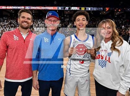 Thumbnail 3 in Los Alamitos vs. Mira Costa (CIF SS DIV 1 Championship) photogallery.