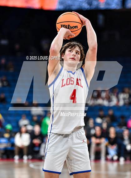 Thumbnail 2 in Los Alamitos vs. Mira Costa (CIF SS DIV 1 Championship) photogallery.