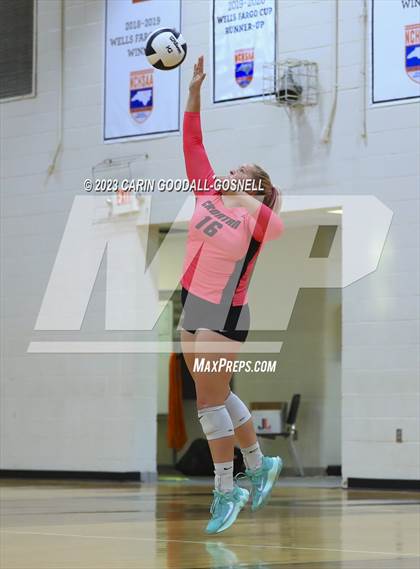 Thumbnail 3 in White Oak @ Croatan photogallery.