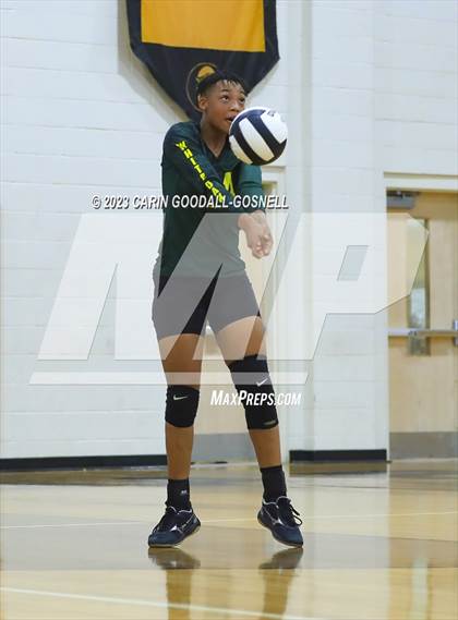 Thumbnail 2 in White Oak @ Croatan photogallery.