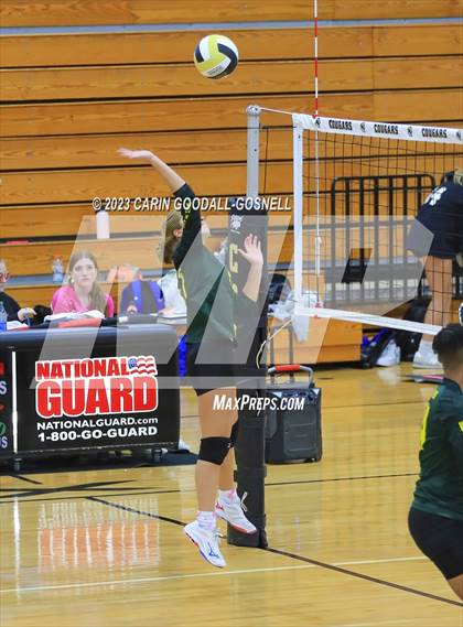 Thumbnail 1 in White Oak @ Croatan photogallery.