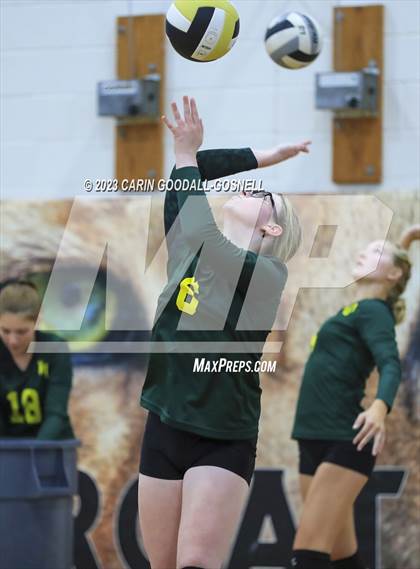 Thumbnail 2 in White Oak @ Croatan photogallery.
