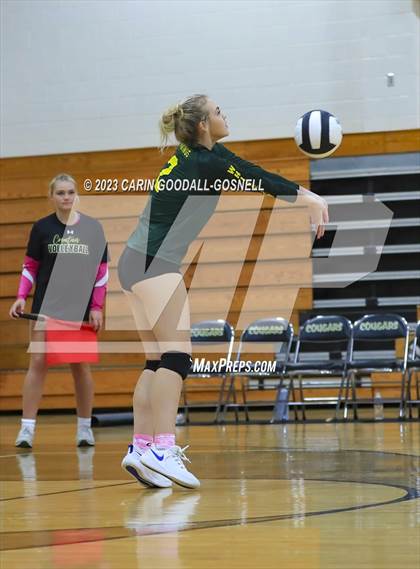 Thumbnail 2 in White Oak @ Croatan photogallery.