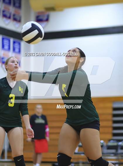 Thumbnail 3 in White Oak @ Croatan photogallery.
