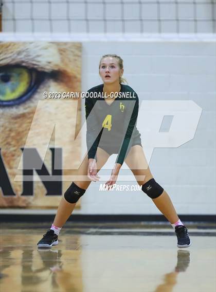 Thumbnail 1 in White Oak @ Croatan photogallery.