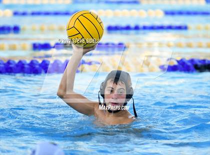 Thumbnail 1 in Grossmont @ La Jolla photogallery.