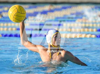 Thumbnail 1 in Grossmont @ La Jolla photogallery.