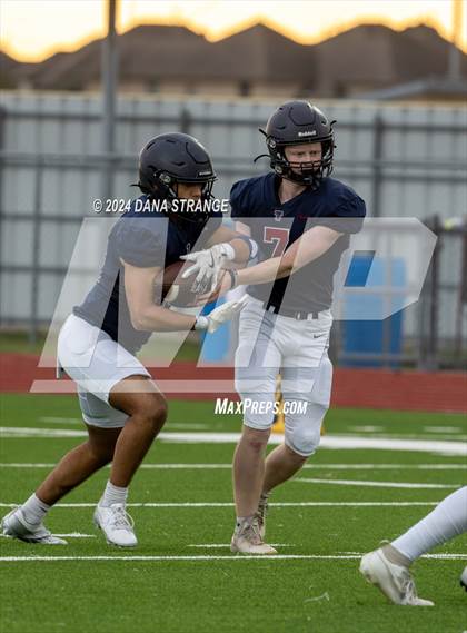 Thumbnail 3 in Katy Taylor @ Tompkins (White) photogallery.