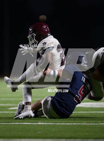 Thumbnail 2 in Katy Taylor @ Tompkins (White) photogallery.