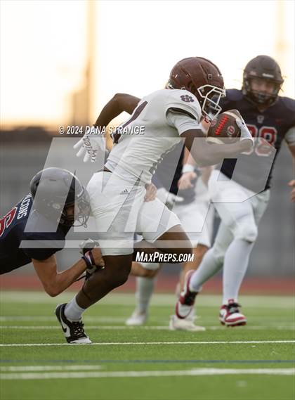 Thumbnail 3 in Katy Taylor @ Tompkins (White) photogallery.