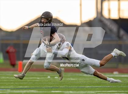 Thumbnail 3 in Katy Taylor @ Tompkins (White) photogallery.