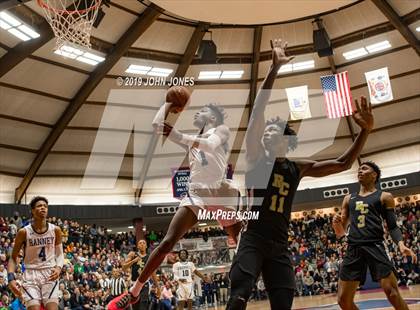 Thumbnail 2 in Roselle Catholic vs Ranney (Jersey Shore Challenge photogallery.