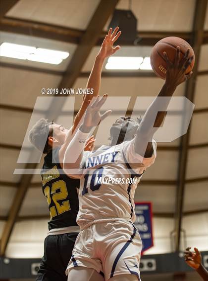 Thumbnail 1 in Roselle Catholic vs Ranney (Jersey Shore Challenge photogallery.